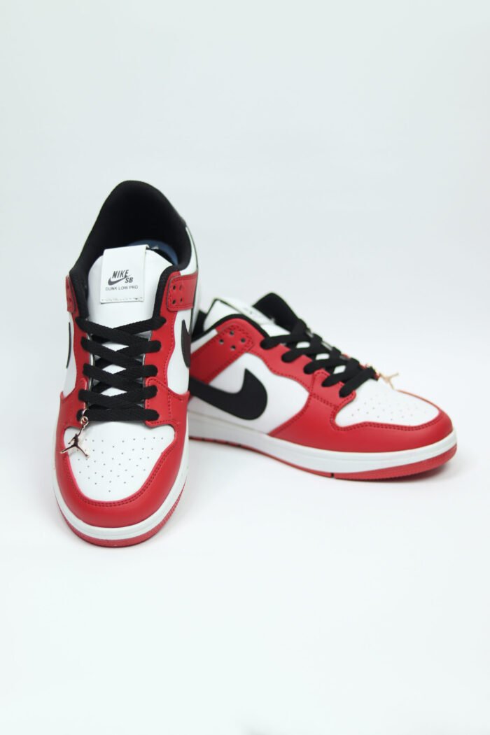 Air Jordan 1 Low Chicago Red - Image 8