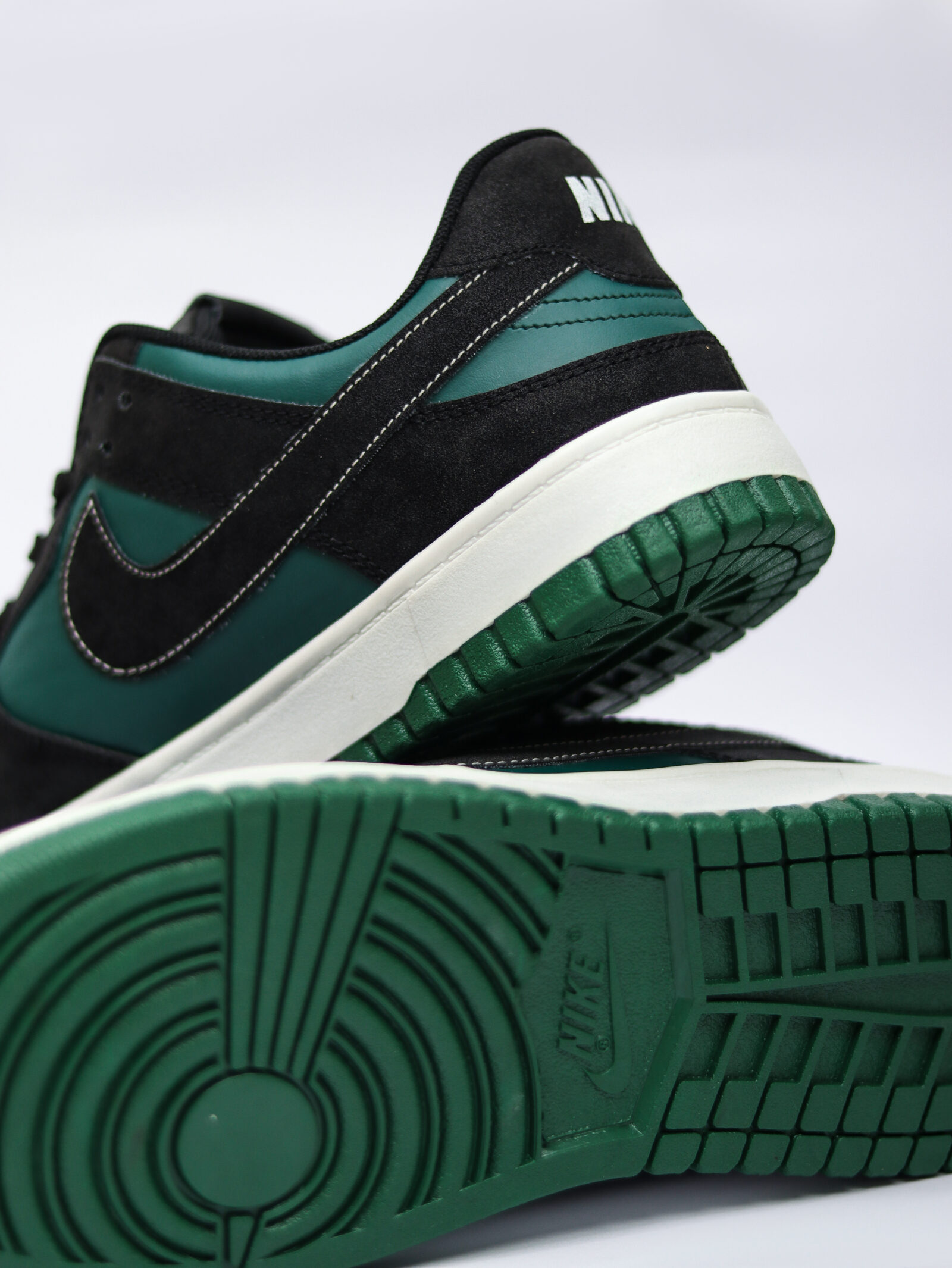 SB Dunk Low Premium Black Green - Image 6