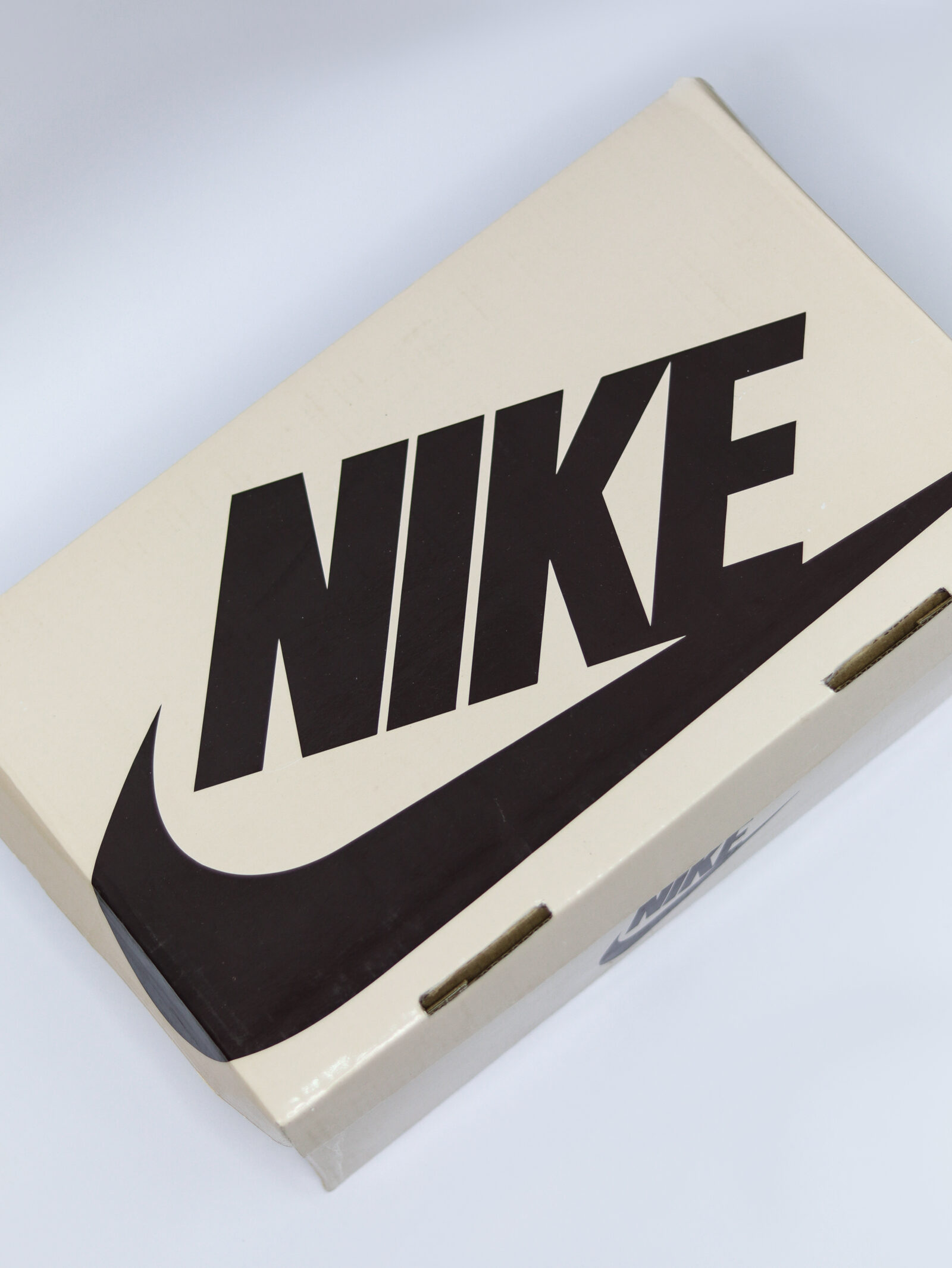 White Blazer Low '77 Jumbo - Image 11