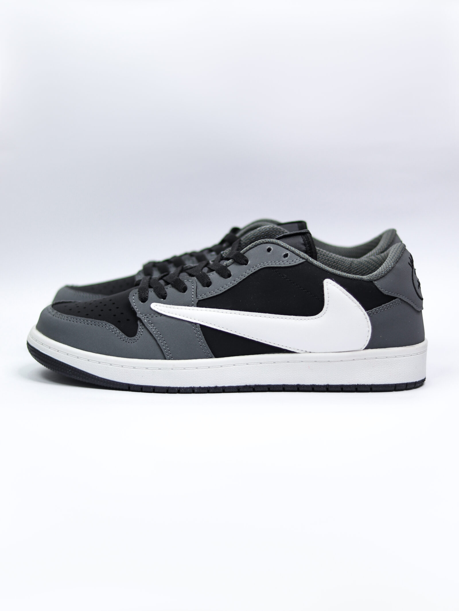 Travis Scott x Air Jordan 1 Low Black/Phantom - Image 3