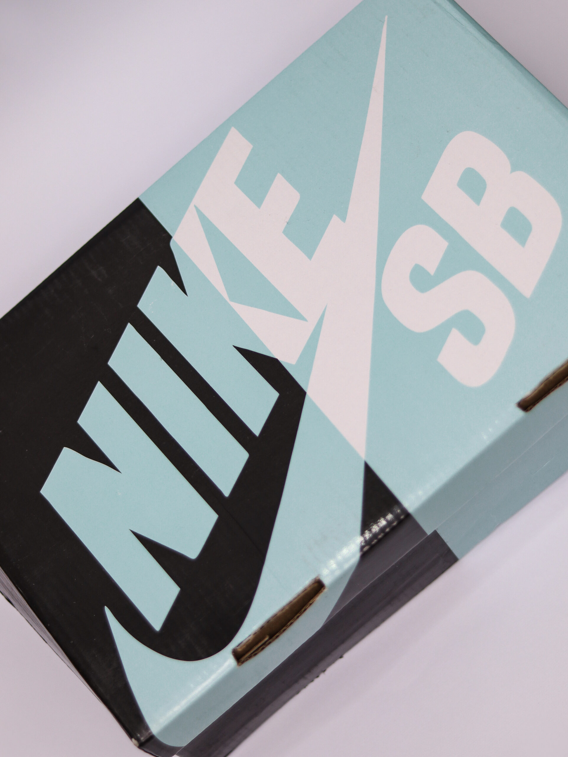 SB Dunk Low X Ambush Beige Brown - Image 12