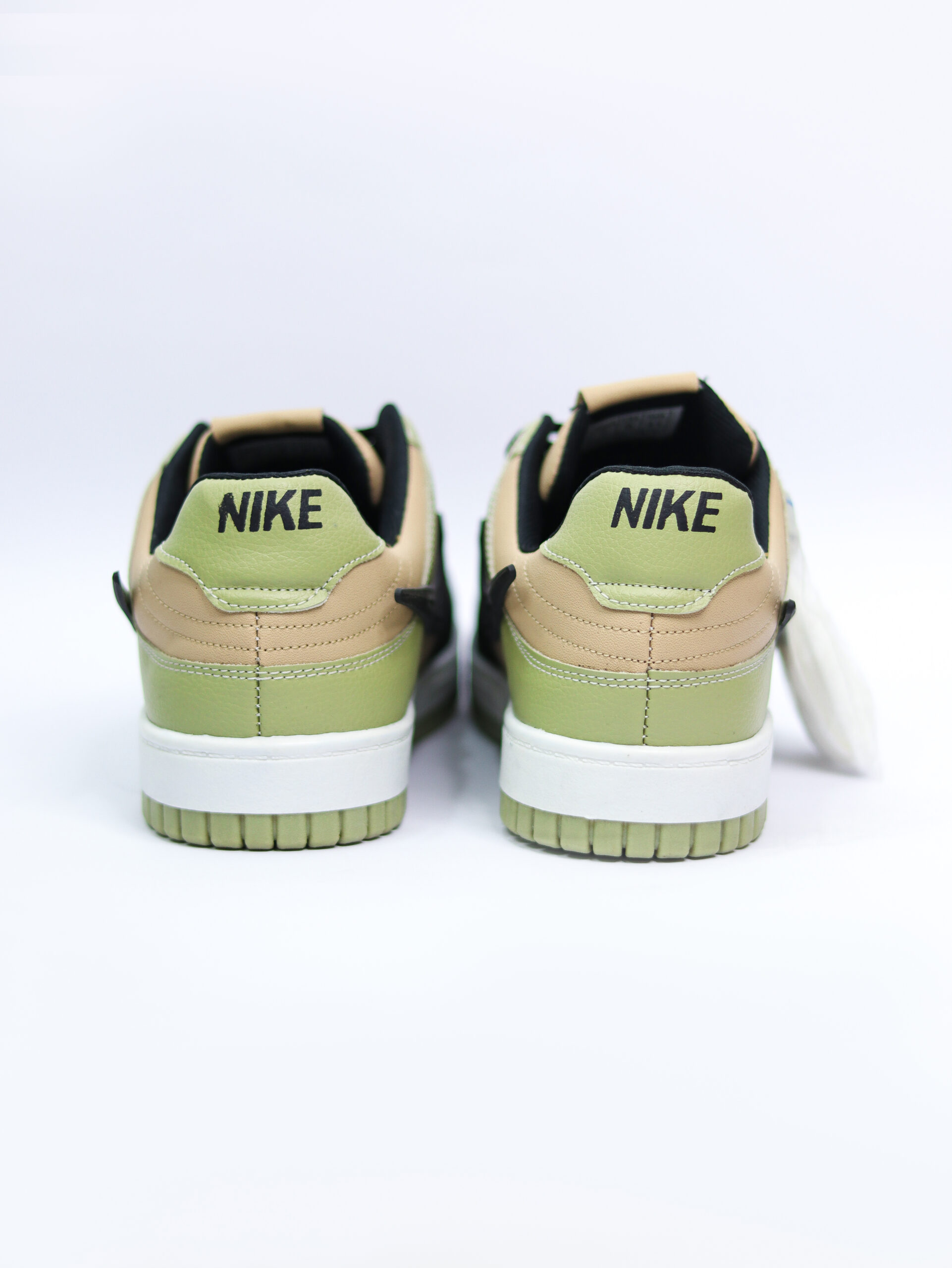 SB Dunk Low X Ambush Black & Olive - Image 8
