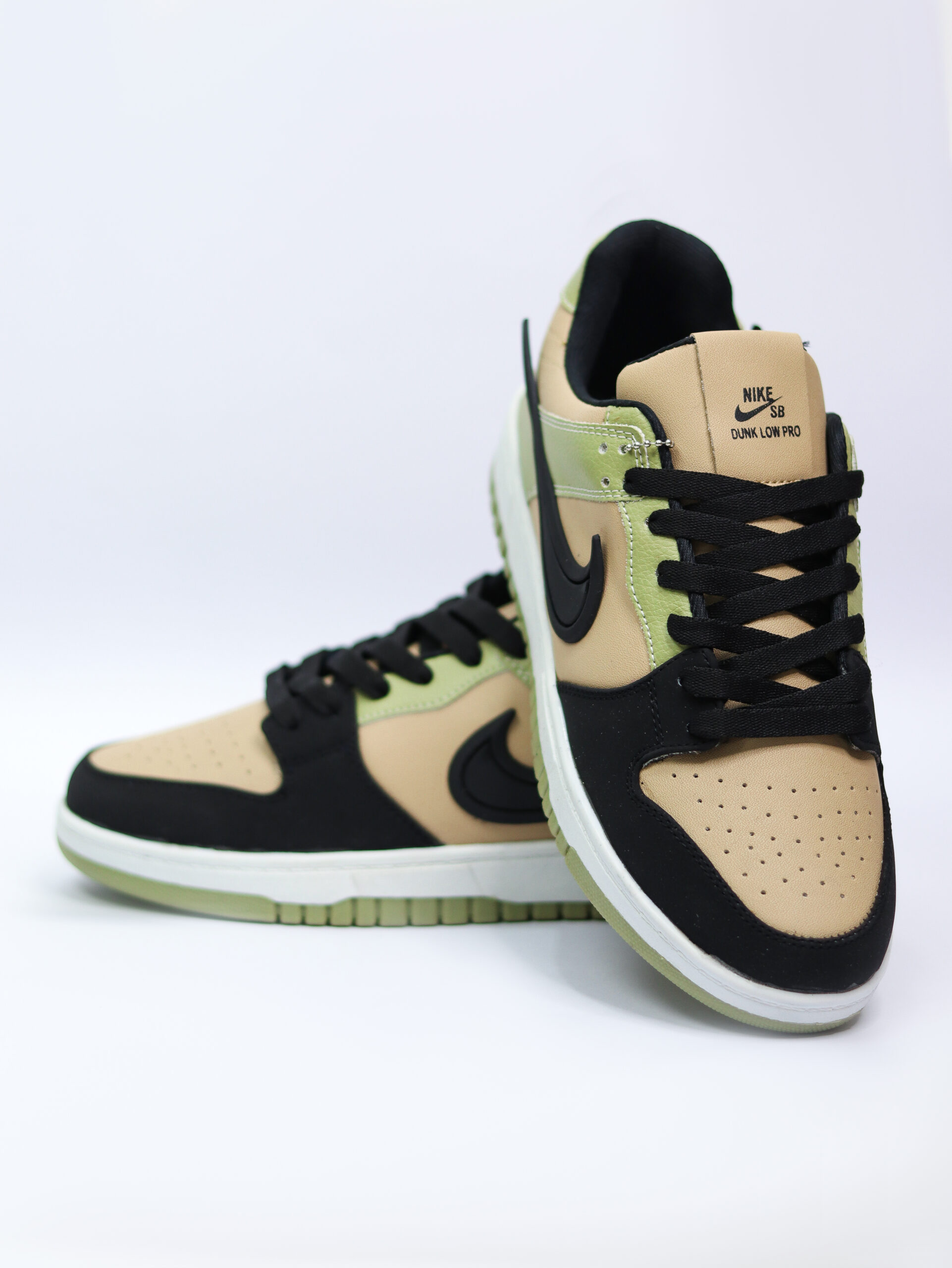 SB Dunk Low X Ambush Black & Olive - Image 9