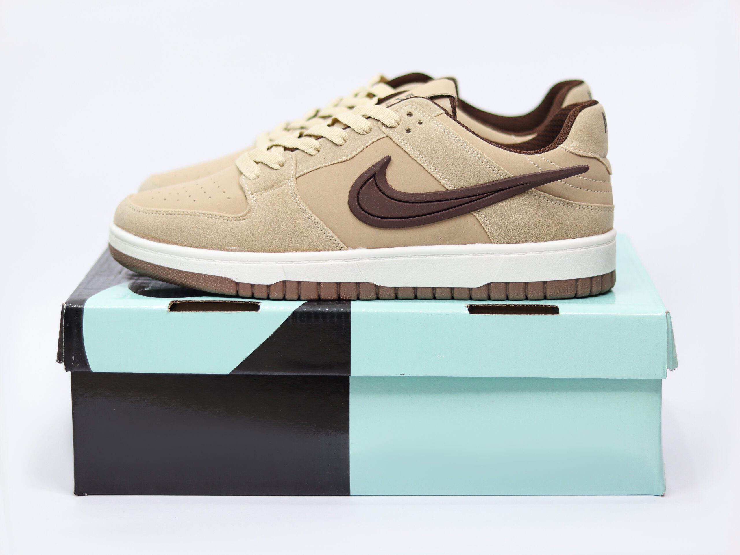 SB Dunk Low X Ambush Beige Brown - Image 11