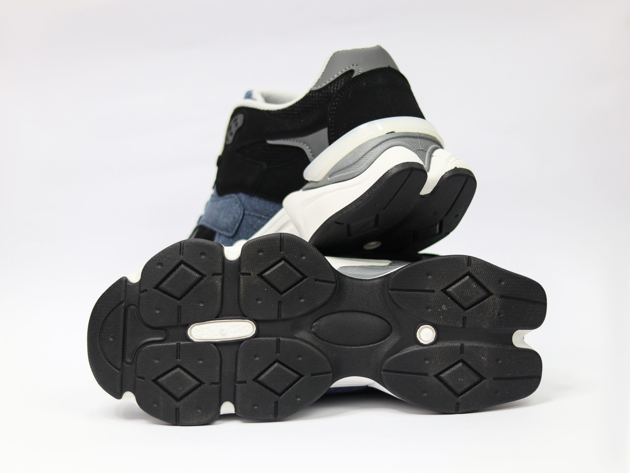 New Balance 9060 Outerspace - Image 10