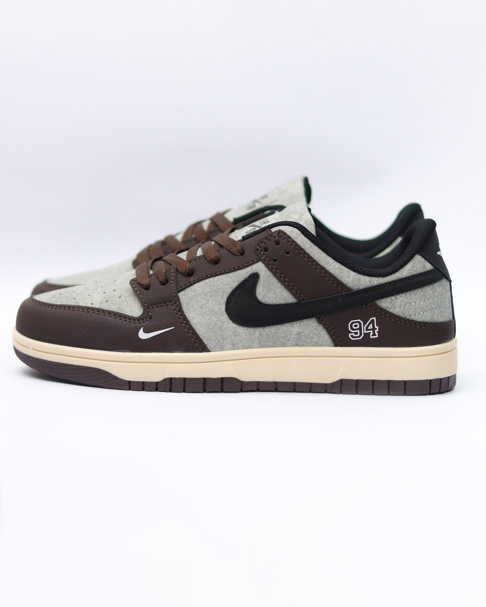 SB Dunk Low Brown Grey 94 Edition